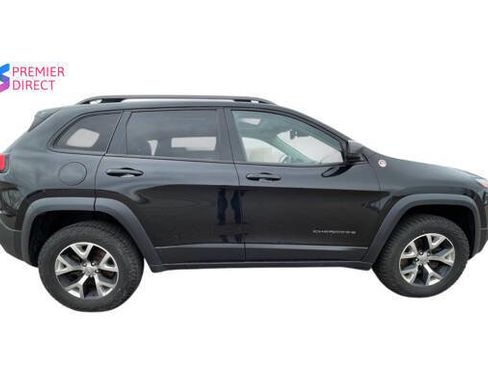 Used 2014 Jeep Cherokee Trailhawk w/ Technology Group image 7