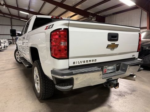Used 2019 Chevrolet Silverado 2500 LTZ w/ Duramax Plus Package image 8