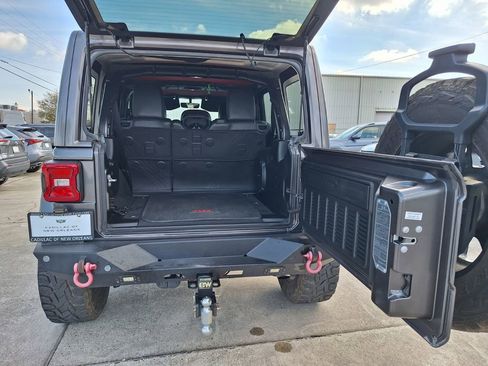Used 2018 Jeep Wrangler Unlimited Rubicon image 26