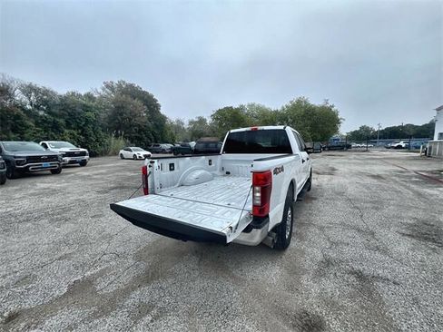 Used 2020 Ford F250 XLT image 24