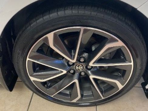 Used 2020 Toyota Corolla SE FWD image 25