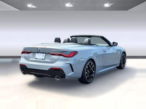 Certified 2025 BMW 430i Convertible RWD image 9