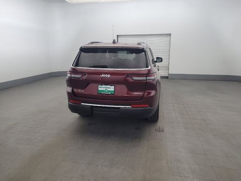 Used 2022 Jeep Grand Cherokee L Limited AWD/4WD image 7