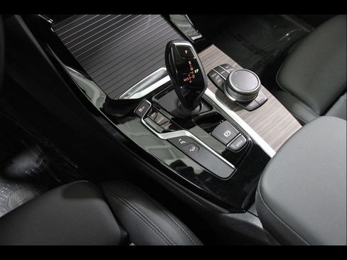 Used 2020 BMW X3 xDrive30i w/ M Sport Package 2 image 14