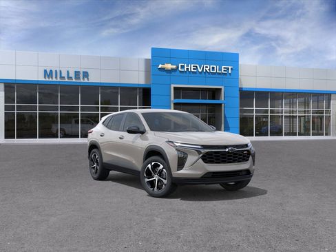 New 2026 Chevrolet Trax RS w/ Driver Confidence Package image 33