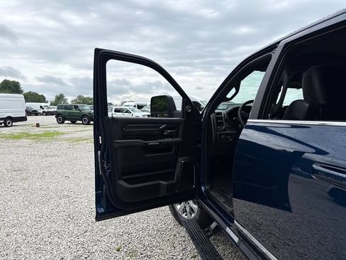 Used 2024 RAM 3500 Limited AWD/4WD image 21