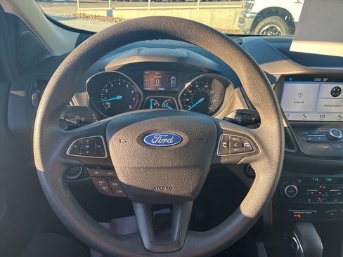 Used 2019 Ford Escape SE image 21