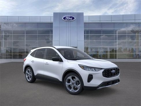 New 2025 Ford Escape ST-Line w/ Equipment Group 301A image 7