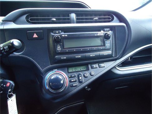 Used 2014 Toyota Prius C Two FWD image 18