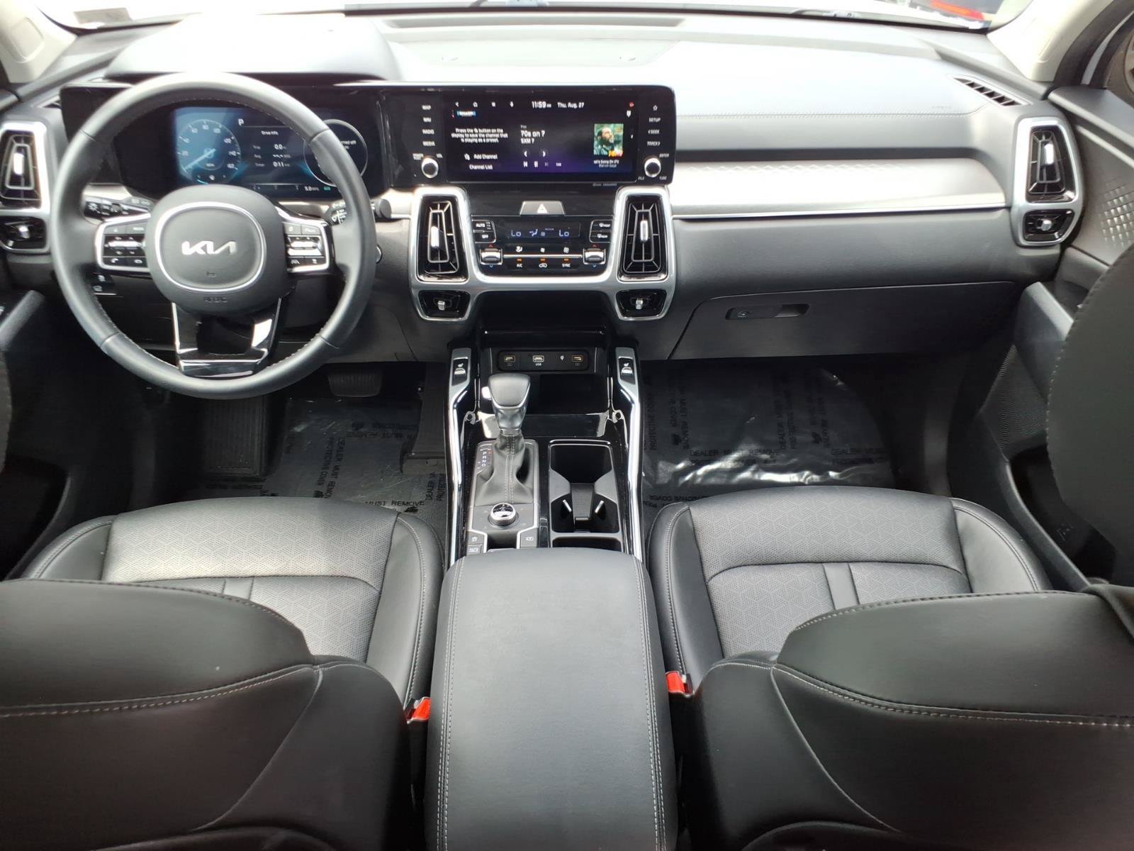 Used 2023 Kia Sorento SX AWD/4WD image 28