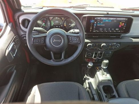 Used 2025 Jeep Wrangler Unlimited Sport S 4xe AWD/4WD image 11