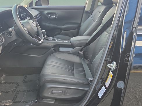 Certified 2025 Honda HR-V EX-L image 9