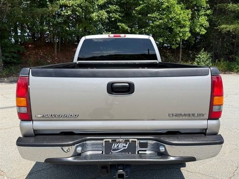 Used 2001 Chevrolet Silverado 2500 Extended Cab LS w/ Snow Plow Prep Pkg AWD/4WD image 4