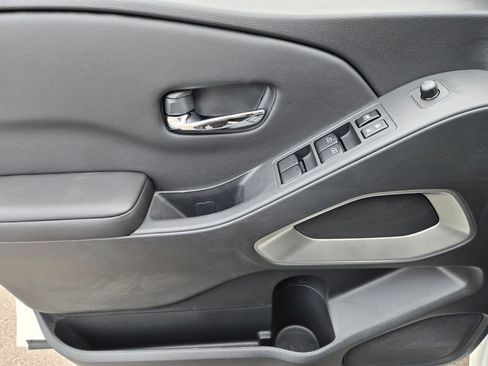 New 2026 Nissan Frontier SV w/ SV Convenience Package image 8