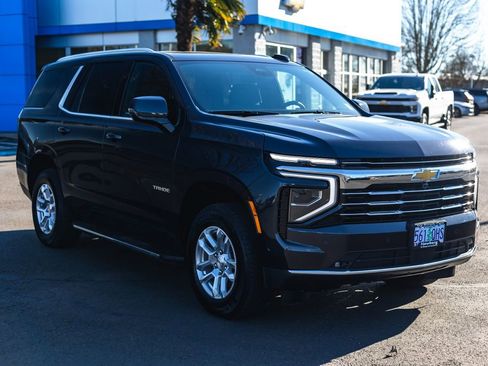 Used 2025 Chevrolet Tahoe LT w/ Comfort Package image 6