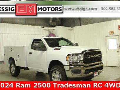 New 2024 RAM 2500 Tradesman w/ Chrome Appearance Group