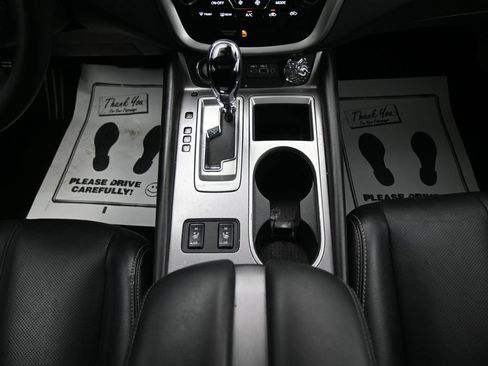 Used 2020 Nissan Murano SL w/ Moonroof Package AWD/4WD image 17