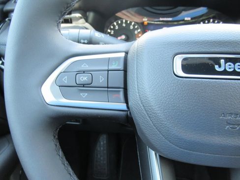 New 2026 Jeep Compass Latitude AWD/4WD image 23