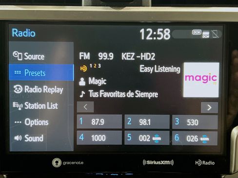 Used 2022 Toyota 4Runner SR5 Premium image 11