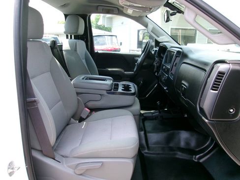 Used 2017 Chevrolet Silverado 3500 W/T AWD/4WD image 11
