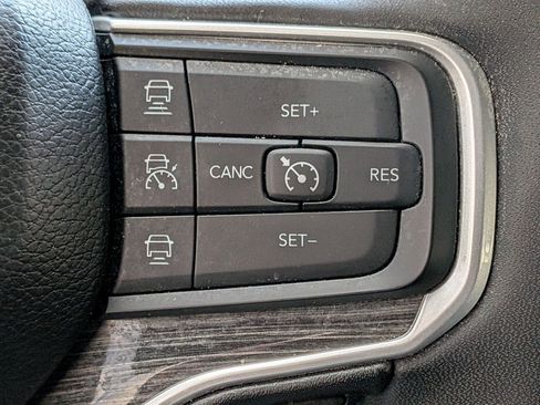 Used 2022 Jeep Wagoneer Series II w/ Premium Group I image 21