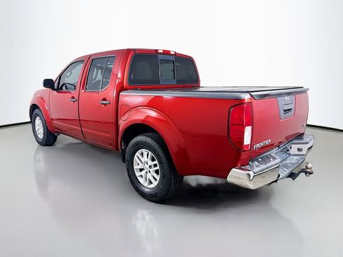 Used 2016 Nissan Frontier SV image 5