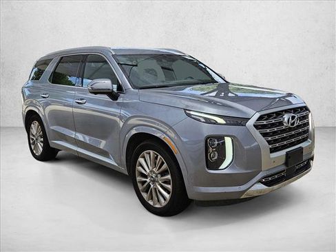 Used 2020 Hyundai Palisade Limited FWD image 3