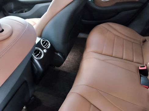 Used 2023 Mercedes-Benz GLC 300 4MATIC Coupe image 31