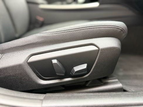 Used 2013 BMW 320i 320i Sedan image 38