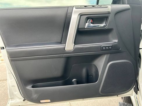Used 2023 Toyota 4Runner Limited AWD/4WD image 13