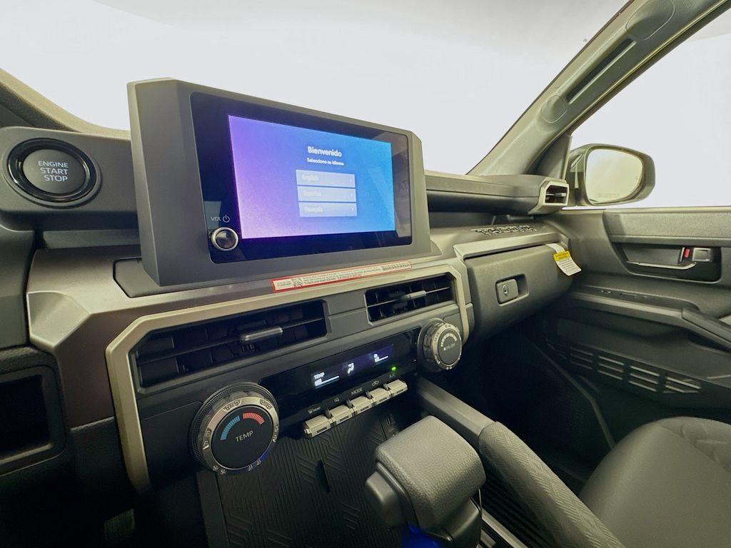 Certified 2025 Toyota Tacoma SR5 AWD/4WD image 17