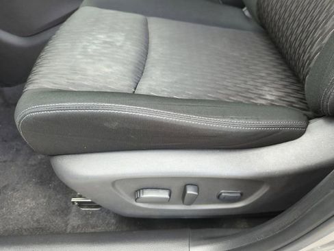 Certified 2019 Nissan Rogue SV w/ Premium Package image 34