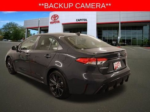 Certified 2025 Toyota Corolla SE image 5