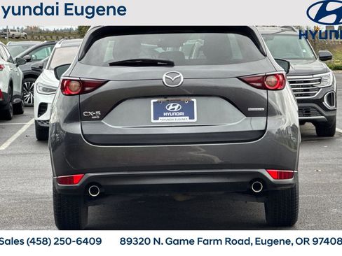 Used 2020 MAZDA CX-5 Touring image 4