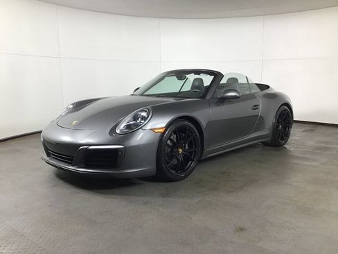 Certified 2017 Porsche 911 Carrera 4 AWD/4WD image 19