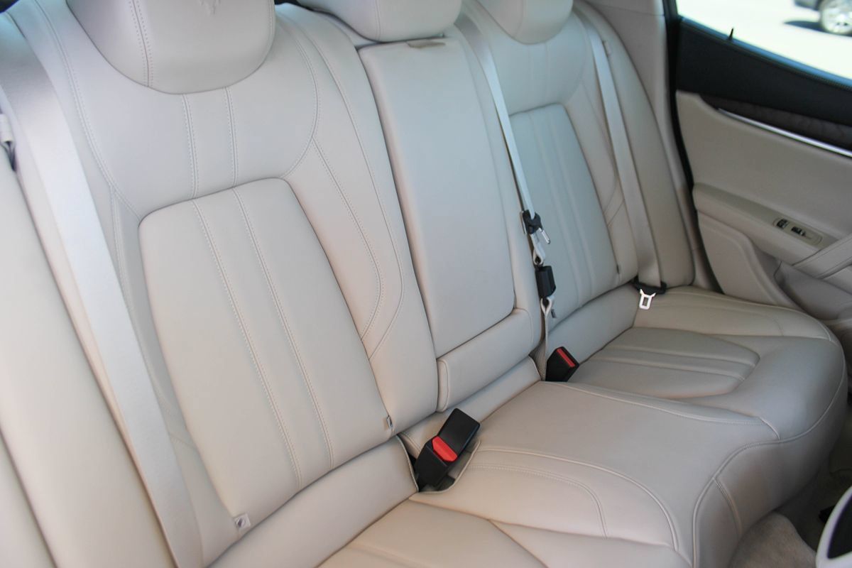 Used 2018 Maserati Ghibli S GranSport RWD image 21