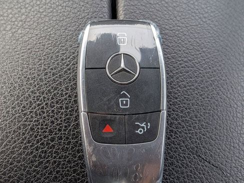 Used 2021 Mercedes-Benz GLC 300 4MATIC w/ AMG Line image 31
