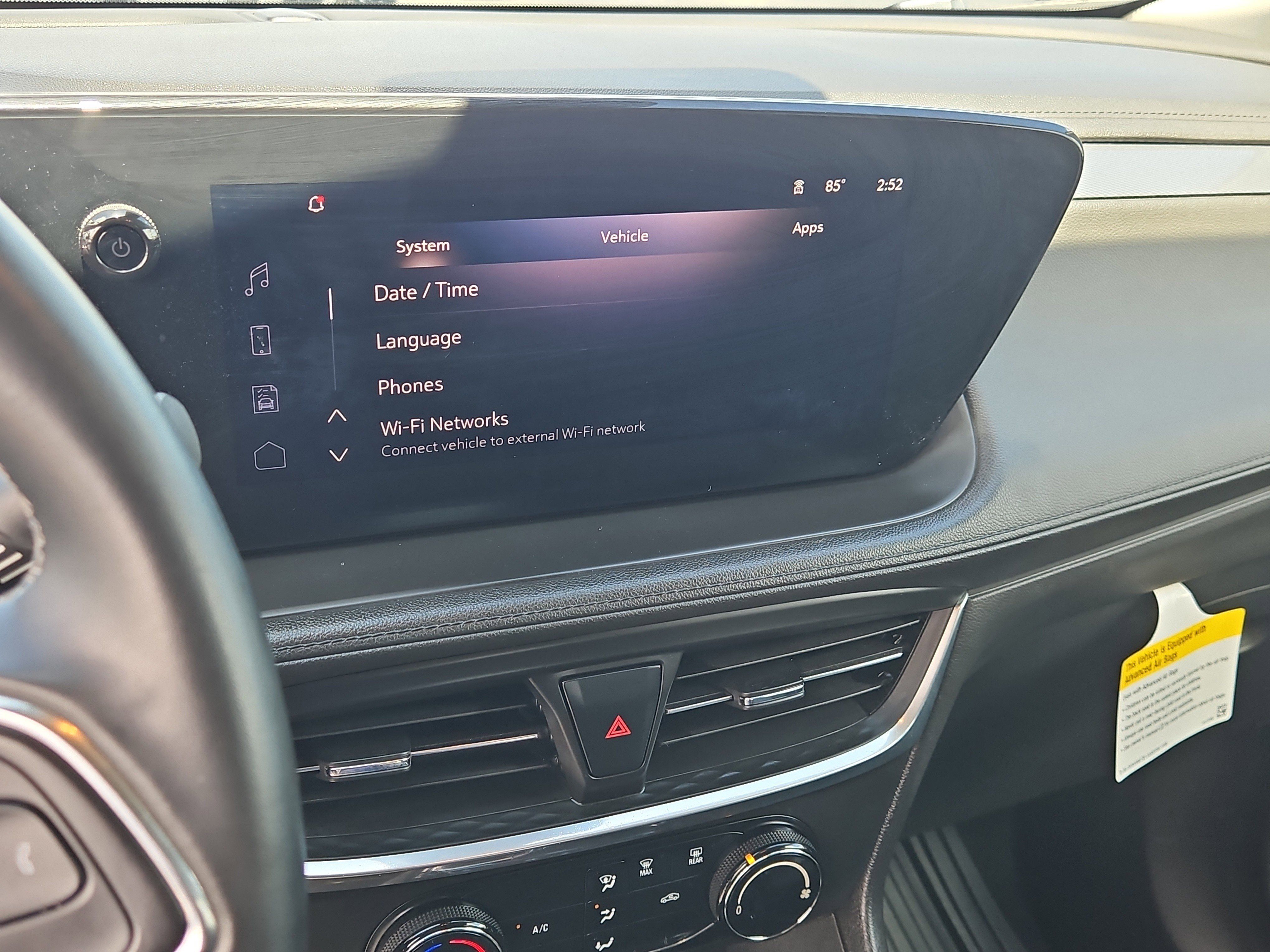 Certified 2024 Buick Encore GX Preferred FWD image 22
