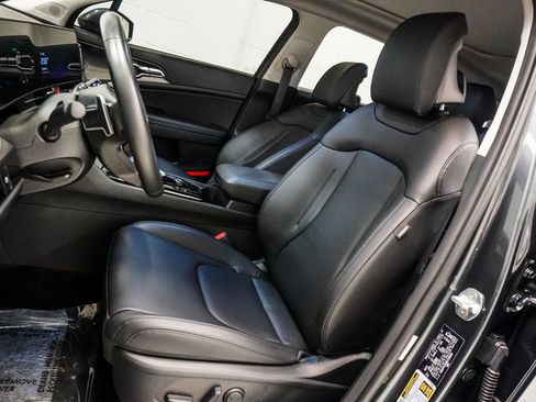 Used 2025 Kia Sportage EX w/ EX Premium Package AWD/4WD image 6