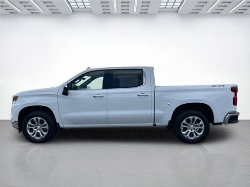 Used 2025 Chevrolet Silverado 1500 LTZ w/ Technology Package image 7