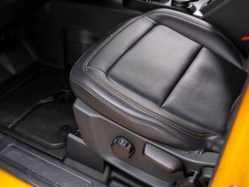 Used 2022 Ford Bronco Badlands w/ Sasquatch Package image 12