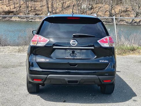 Used 2015 Nissan Rogue SV w/ SV Premium Package AWD/4WD image 6