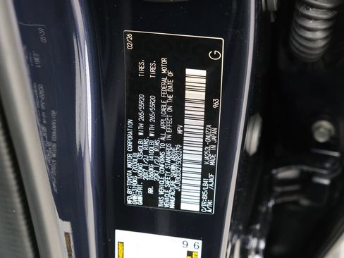 Used 2026 Lexus GX 550 w/ Accessory Package (2T) AWD/4WD image 34
