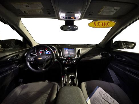 Used 2021 Chevrolet Equinox LT image 17
