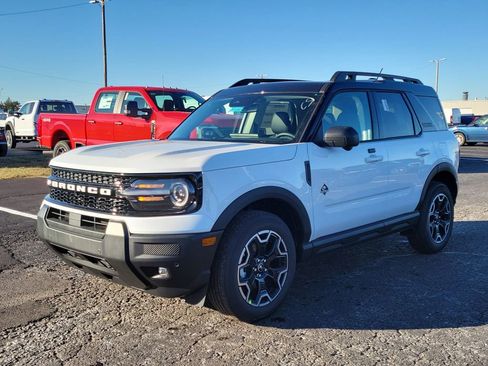 New 2025 Ford Bronco Sport Outer Banks w/ Outer Banks Tech Package+ image 8