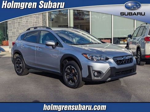 Used 2023 Subaru Crosstrek 2.0i Premium image 1