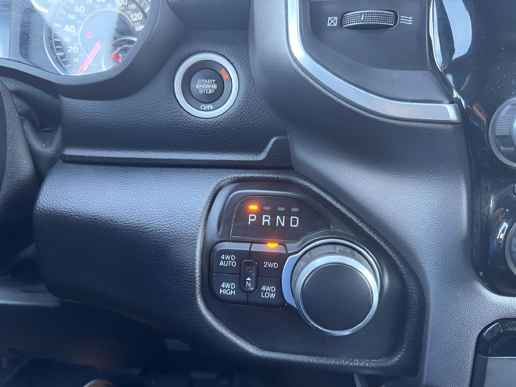 Used 2022 RAM 1500 Big Horn AWD/4WD image 32