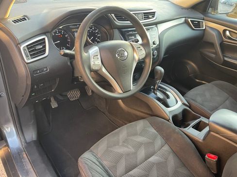Used 2016 Nissan Rogue S FWD image 5