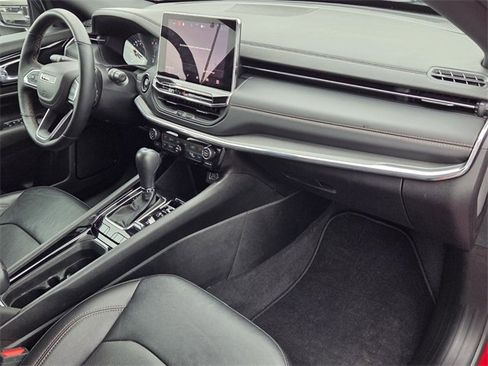 Used 2022 Jeep Compass Limited image 14