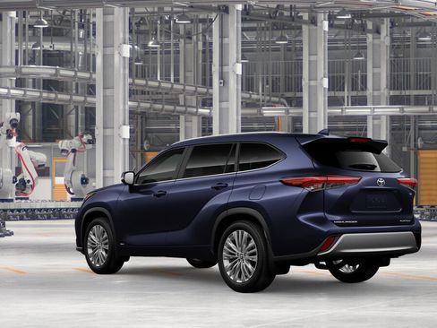 New 2026 Toyota Highlander Platinum image 6
